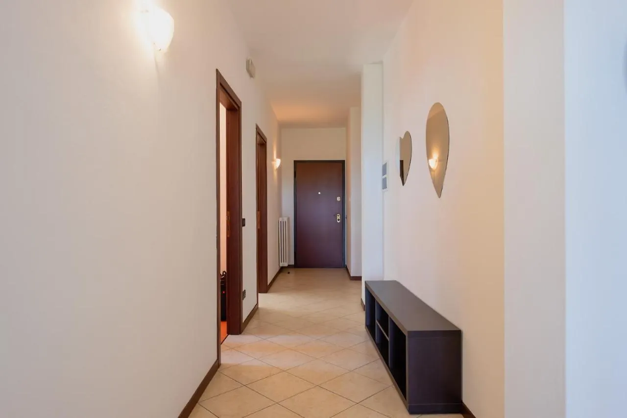 By The Lake Apartments - Centro Storico Desenzano del Garda